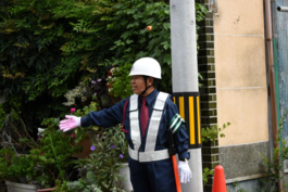 建築現場等での交通誘導★未経験・ミドル・シニア・女性が活躍中！週2～6日★日・週払い可の詳細画像